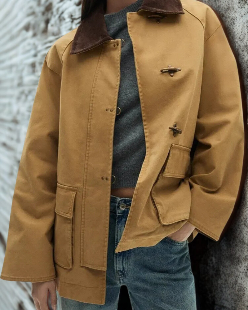 Women’s Coat – Relaxed Fit – Cotton Blend – Lapel Collar – Snap Closure – Patch Pockets