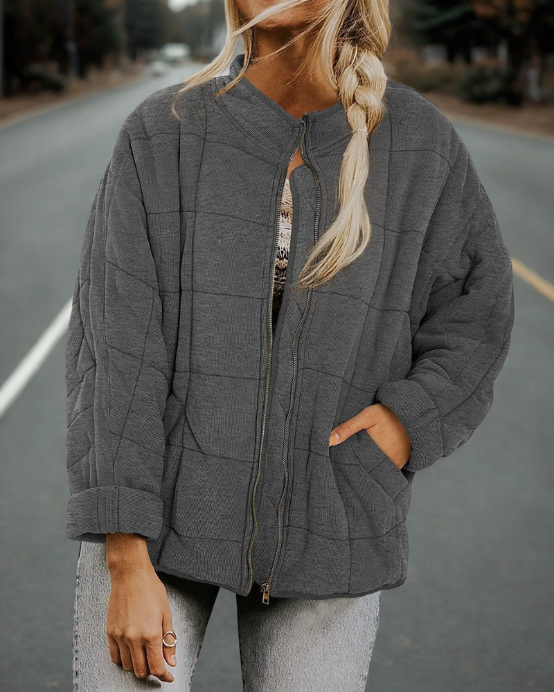 Women’s Quilted Coat – Oversized Fit – Stand Collar – Full Zip – Hip Length – Pockets