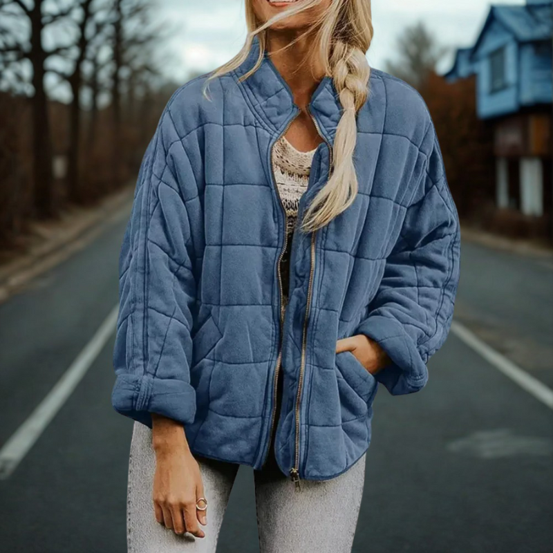 Women’s Quilted Coat – Oversized Fit – Stand Collar – Full Zip – Hip Length – Pockets