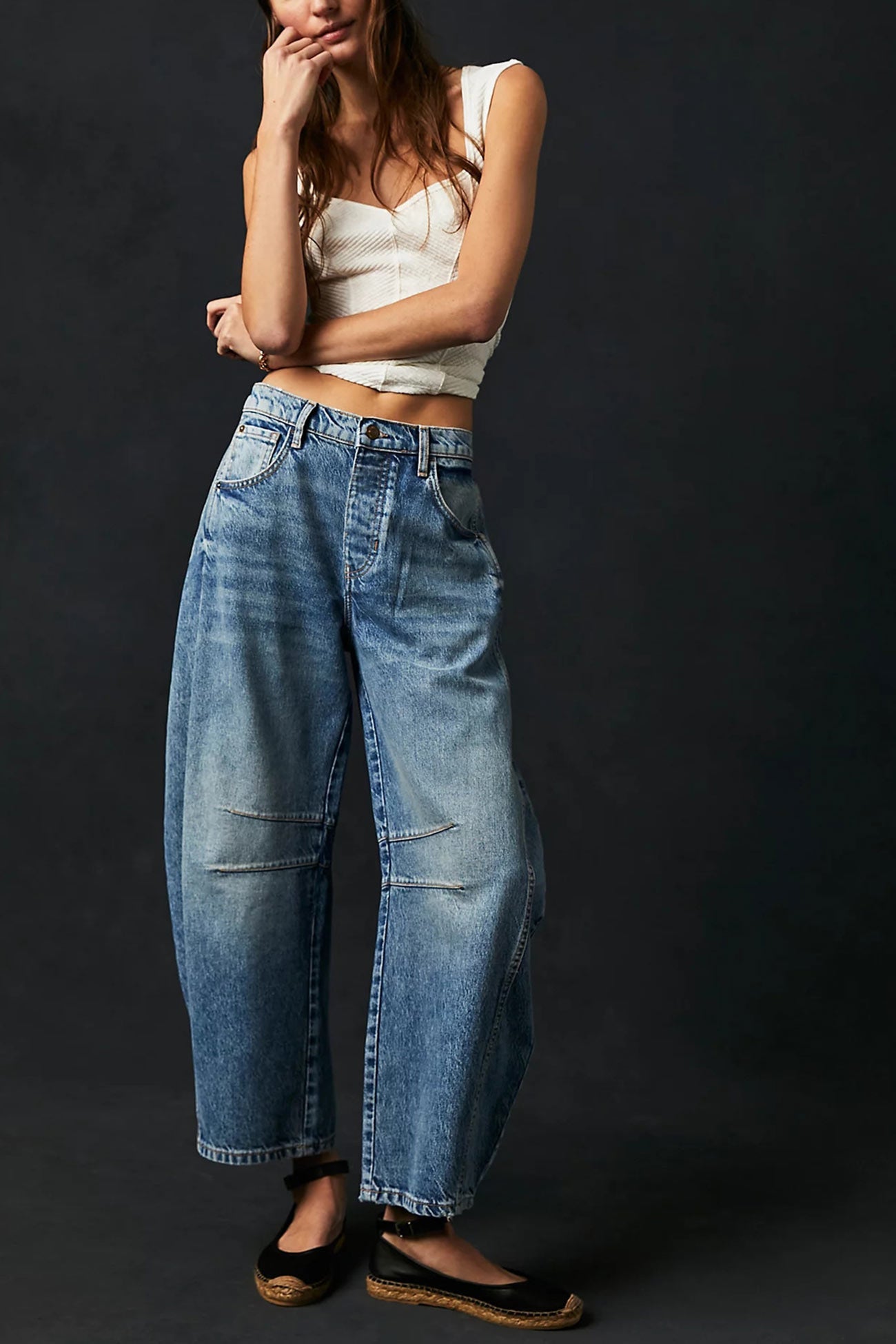 Women's mid-rise baggy balloon jeans