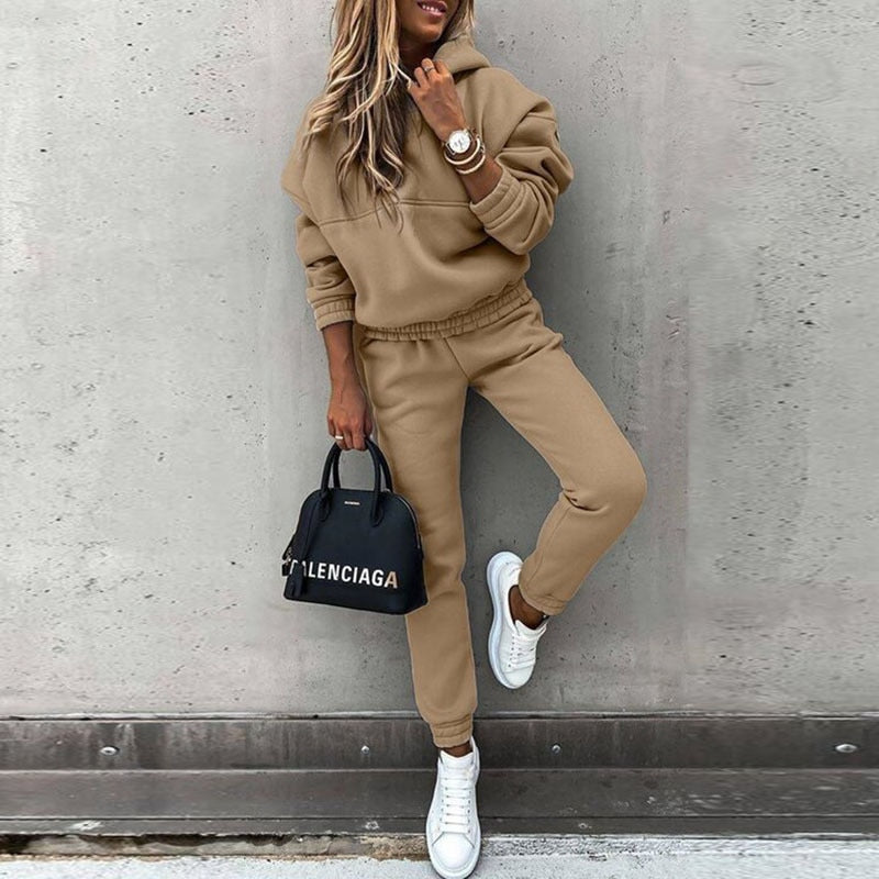 Women’s Tracksuit Set - Cotton Blend - Oversized Pullover - Tapered Jogger Pants