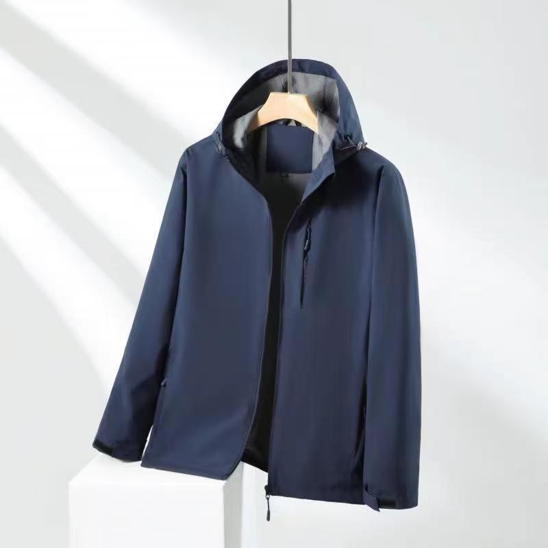 Lightweight hooded jacket with zipper pockets for women