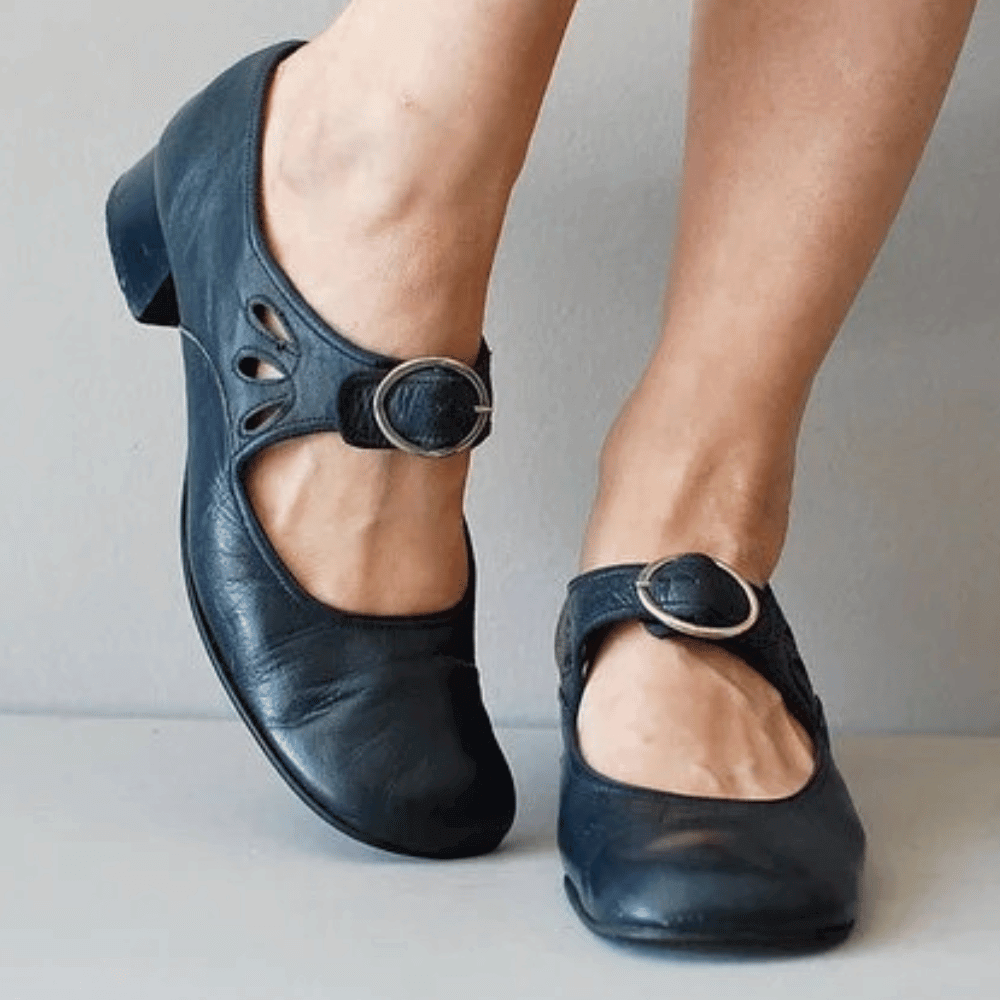 Women's Mary Jane Shoes - Leather - Buckle Strap - Low Block Heel - Comfortable Fit