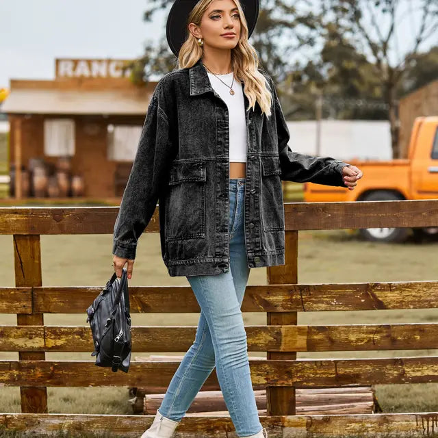 Women's relaxed fit denim jacket