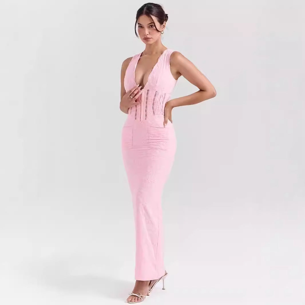 Women’s Lace Dress – Fitted High Waist – Plunging Neckline – Full Length Formal Gown