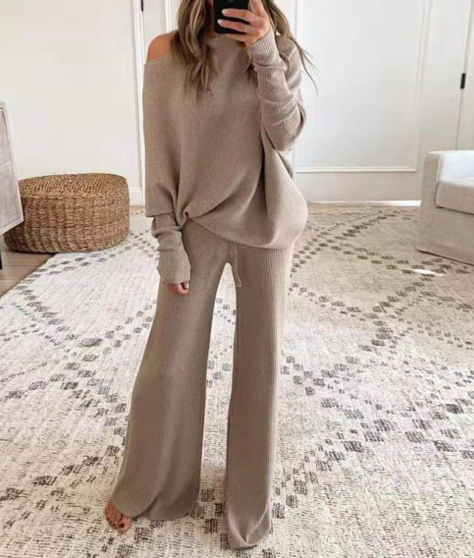 Women's round neck long sleeve top and pants set