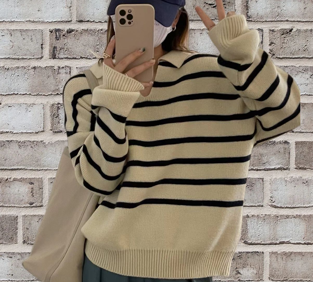 Women’s Pullover Sweater – Relaxed Fit – Wool Knit – V-Neck – Striped Long Sleeve