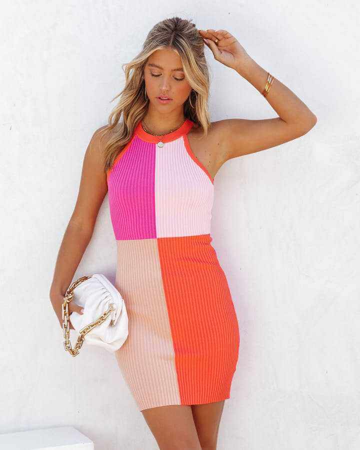 Women's Sleeveless Bodycon Dress - Ribbed Knit - Round Neck - Fitted Knee-Length