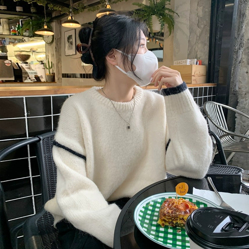 Loose-Knit Classic Round-Neck Sweater