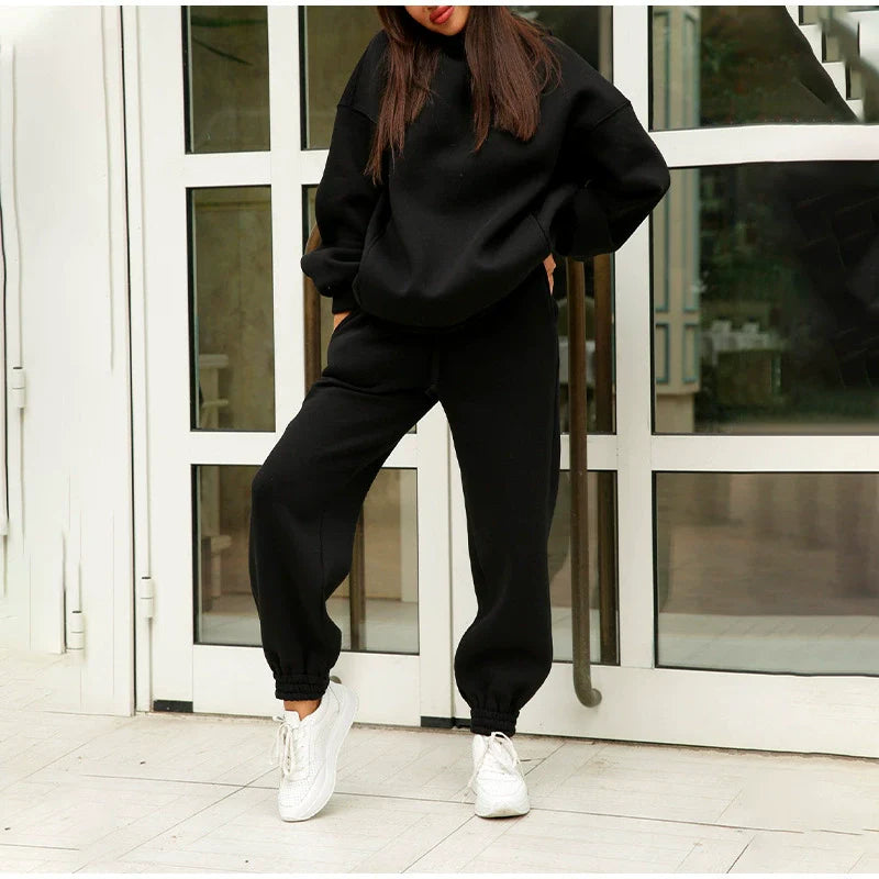 Women’s Tracksuit Set – Oversized Hoodie – Relaxed Fit Joggers – Soft Fleece Blend