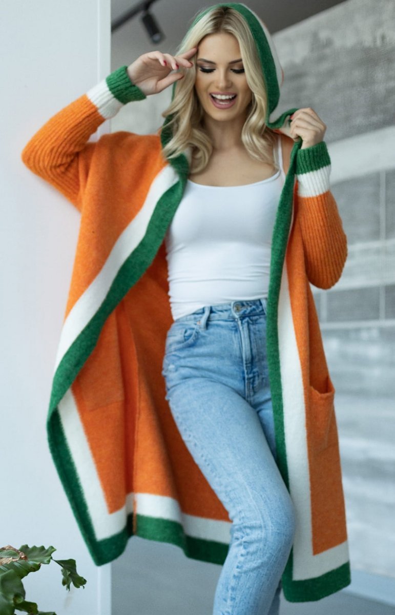 Women’s Knitted Coat – Oversized Fit – Broad Collar – Long Sleeve with Pockets – Wool Blend