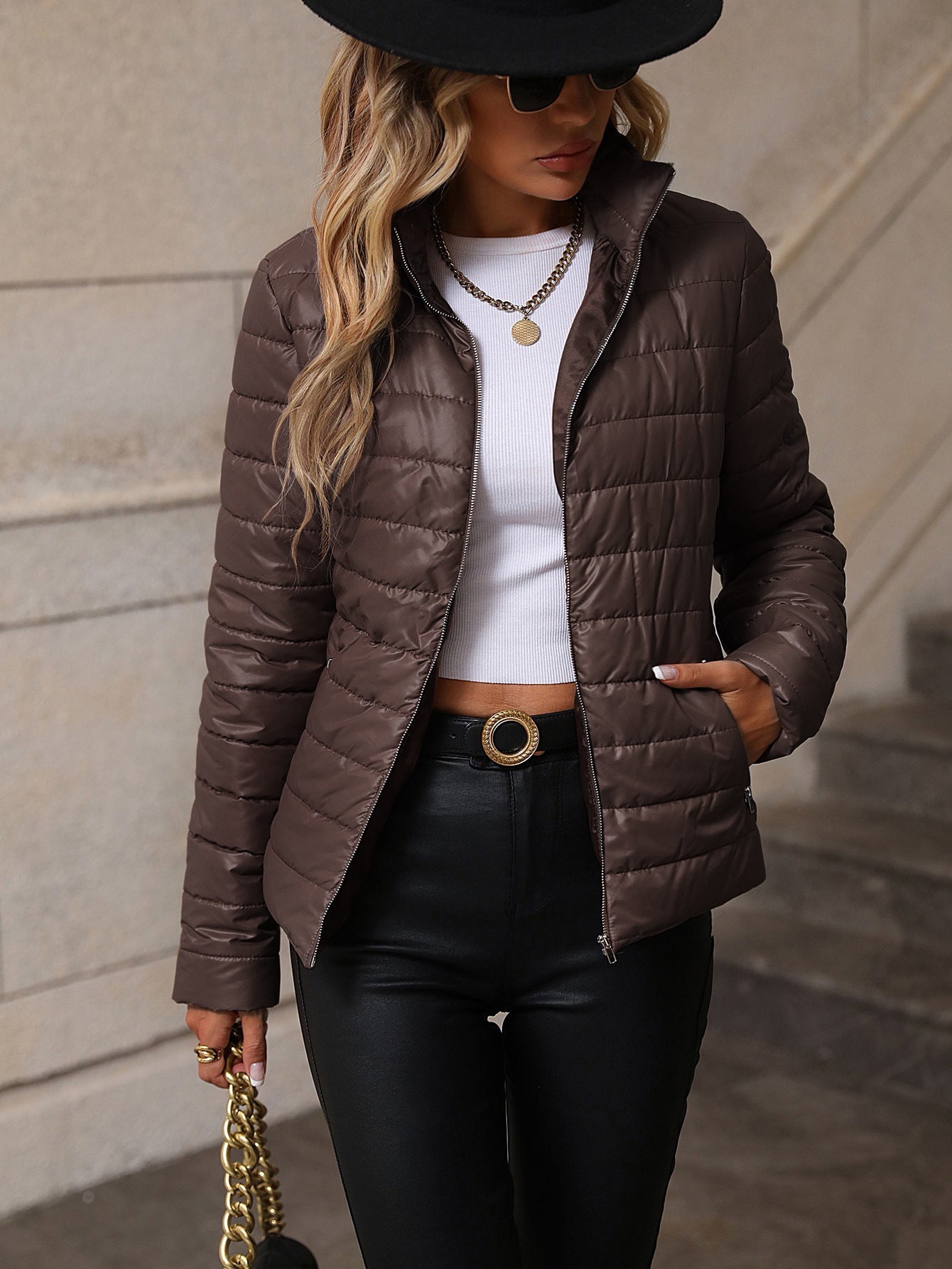 Women’s Quilted Jacket – Tailored Fit – Cotton Blend – Zip Front – Hip Length – Warm Collar