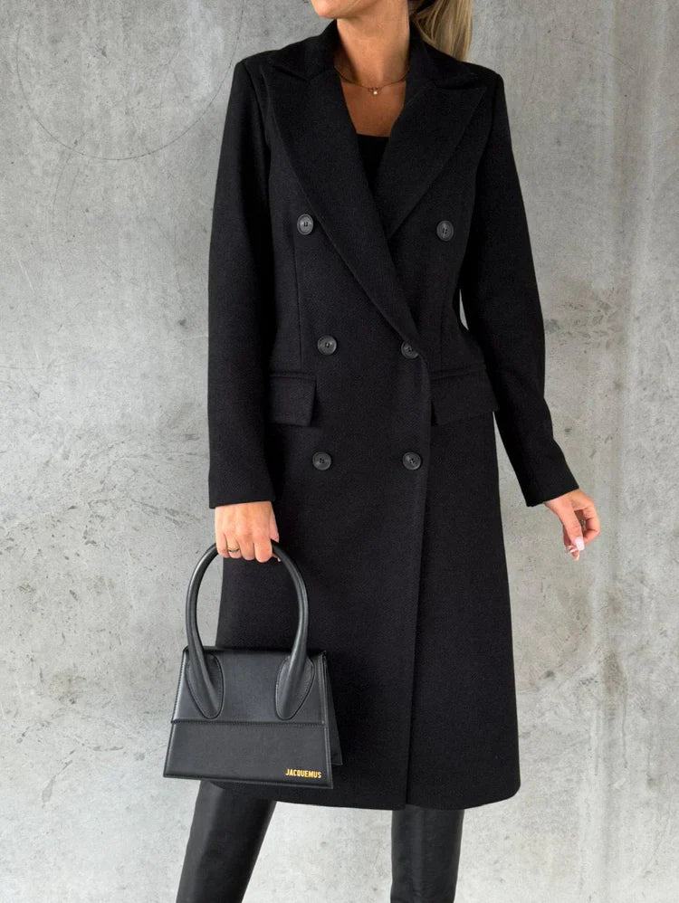 Women's long coat lapel with front pocket and button closure