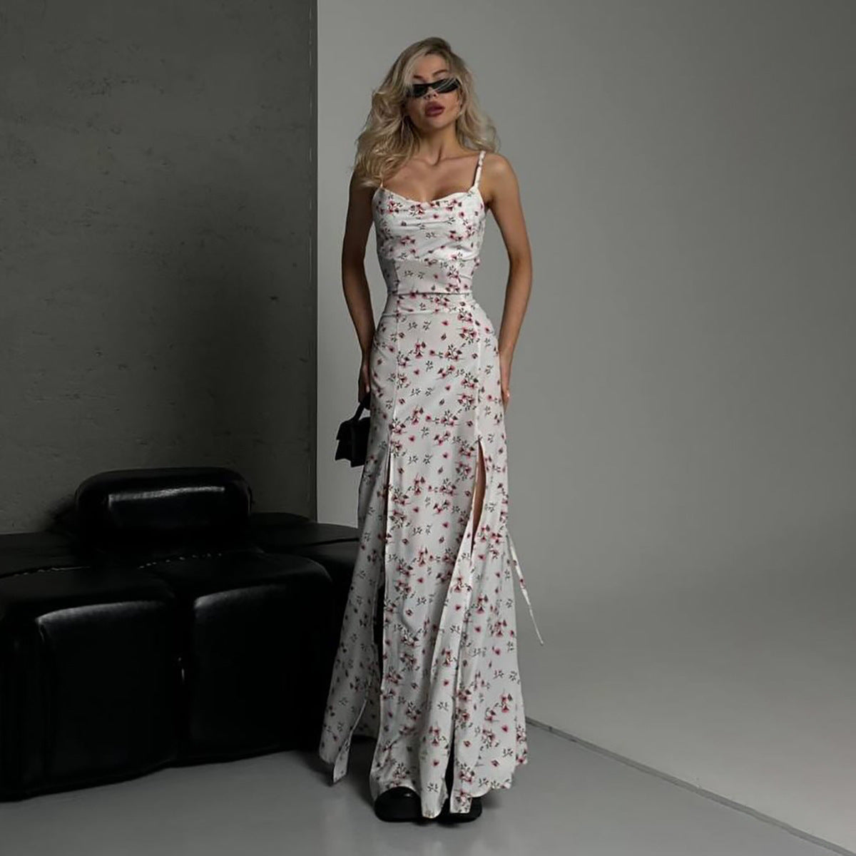 Women’s Maxi Dress – Slim Fit – Spaghetti Straps – High Slit – Floral Print – Cinched Waist