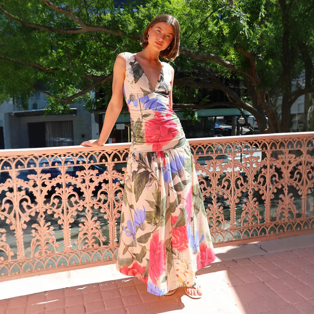 Women’s Maxi Dress – Slim Fit – Deep V-Neck – Spaghetti Straps – Floral Print – Cotton Blend