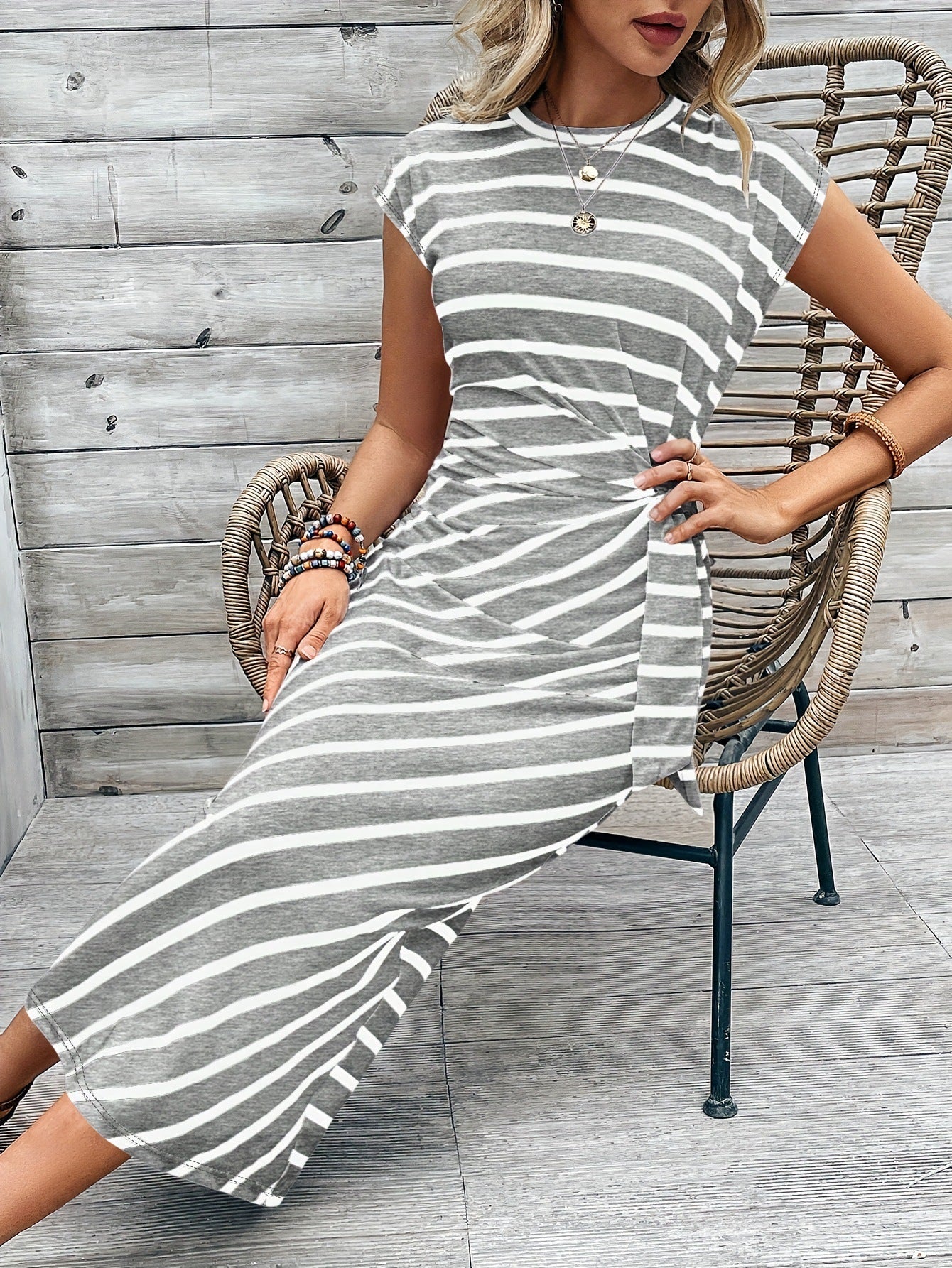 Women's Bodycon Midi Dress - Round Neck - Striped Twist Knot - Elegant Fit