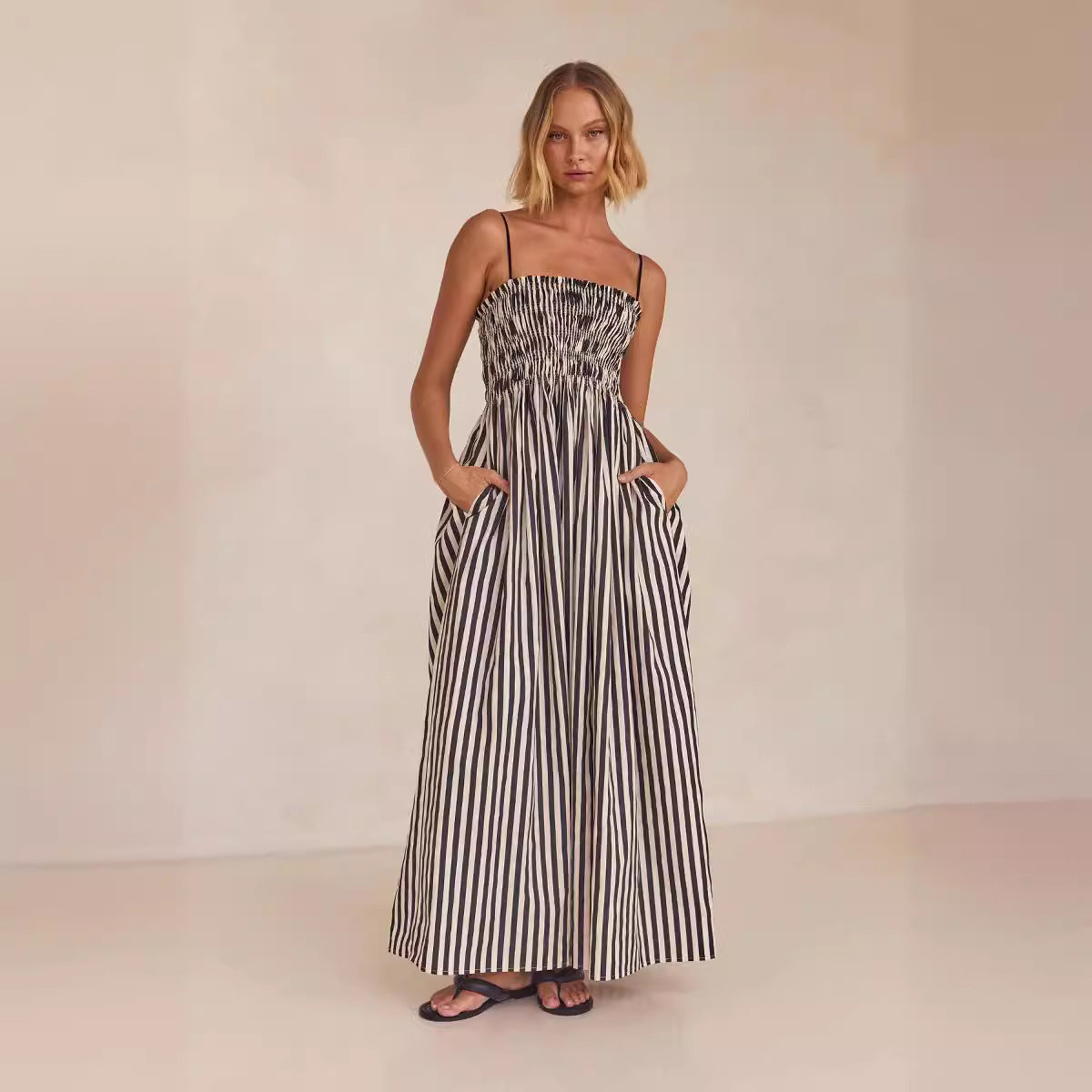 Women’s Maxi Dress – Spaghetti Straps – Ruched Bodice – Flowy Fit – Side Pockets