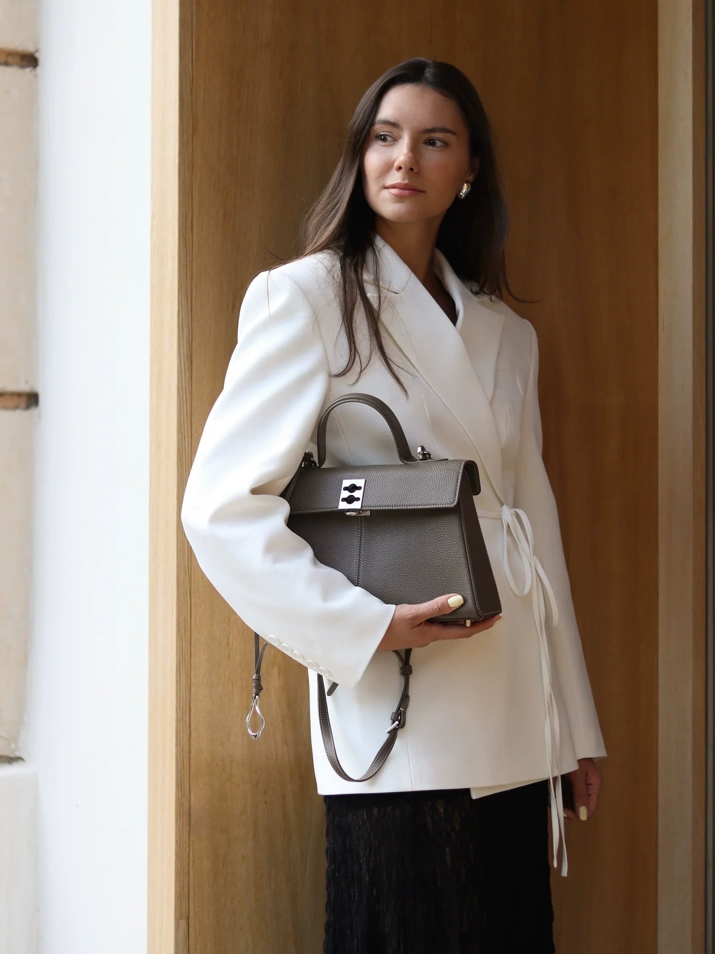 Women’s Blazer – Tailored Relaxed Fit – Padded Shoulders – Belted Waist – Hip Length