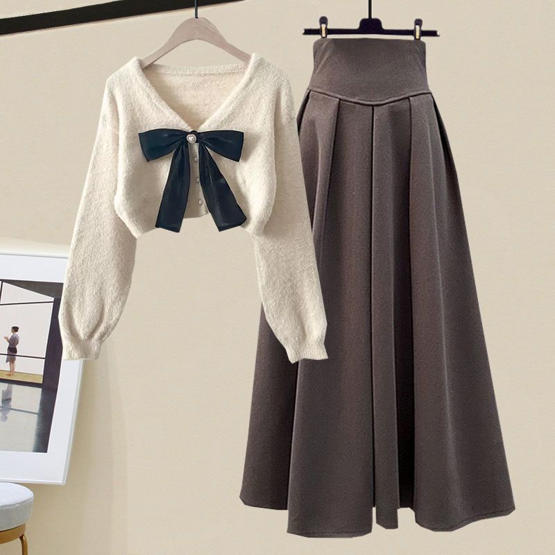 Women's slim fit knit sweater and skirt set - two-piece outfit