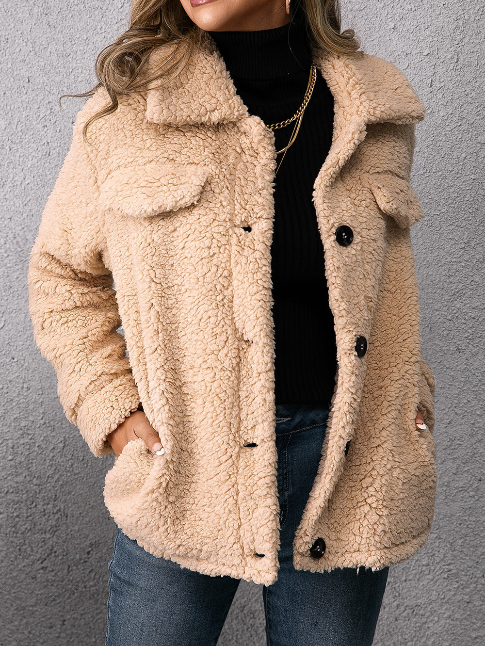 Women's comfortable jacket with pocket