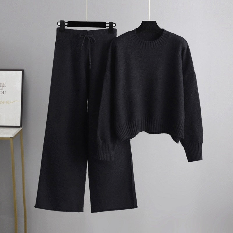 Women's loose knit sweater and wide-leg pants two-piece set