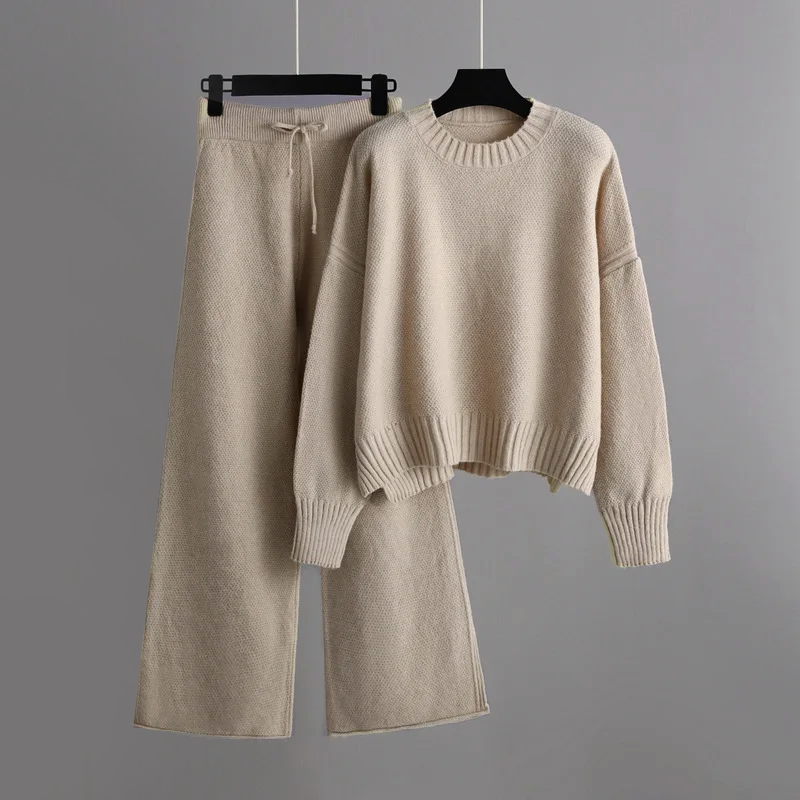 Olga - 2-Piece Cozy Set - Soft Knit Sweater and Wide-Leg Pants for Relaxed Comfort