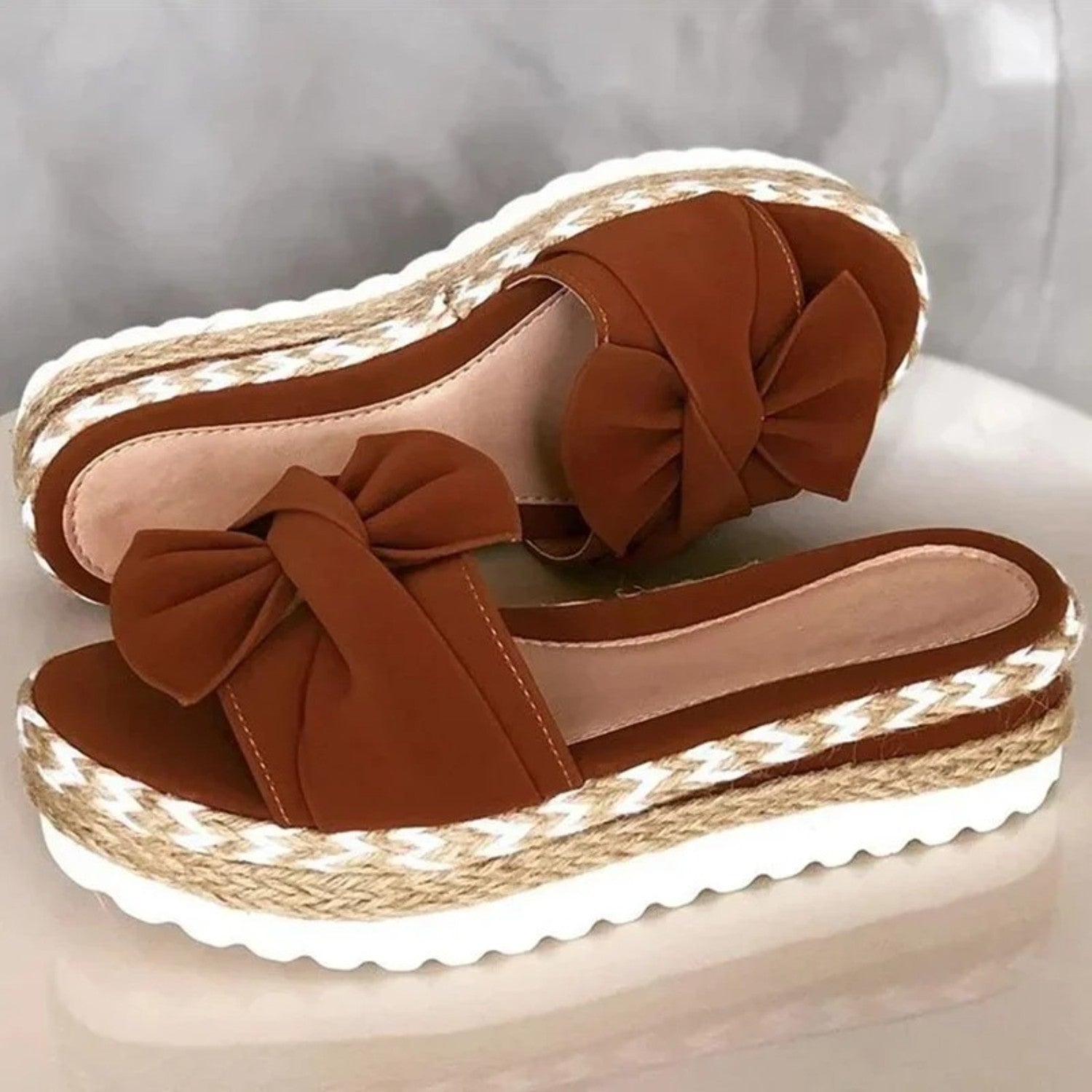 Cushioned Bow Detail Platform Sandals