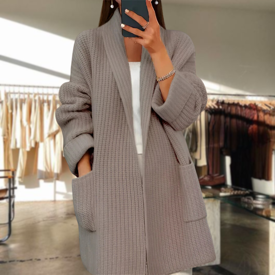 Women's solid color v-neck knitted cardigan with pockets