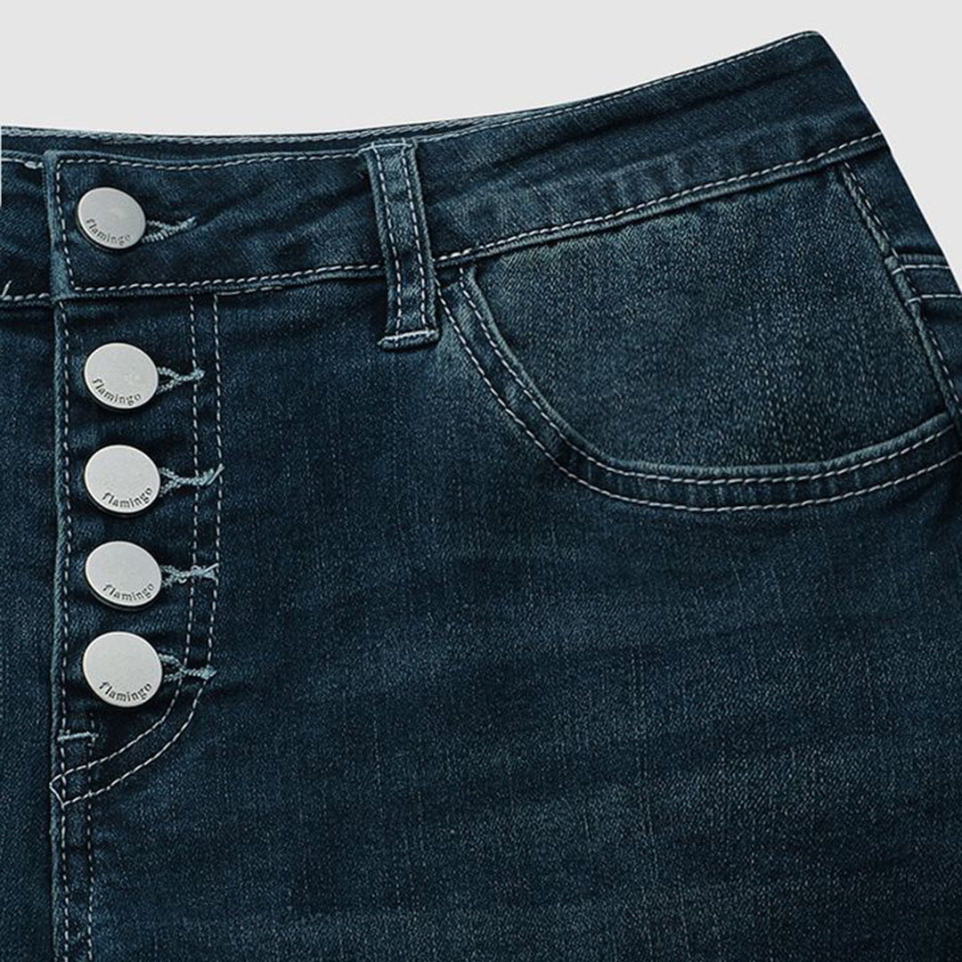 Women's Jeans - Tapered Fit - Button-Fly Closure - Five-Pocket Casual Denim