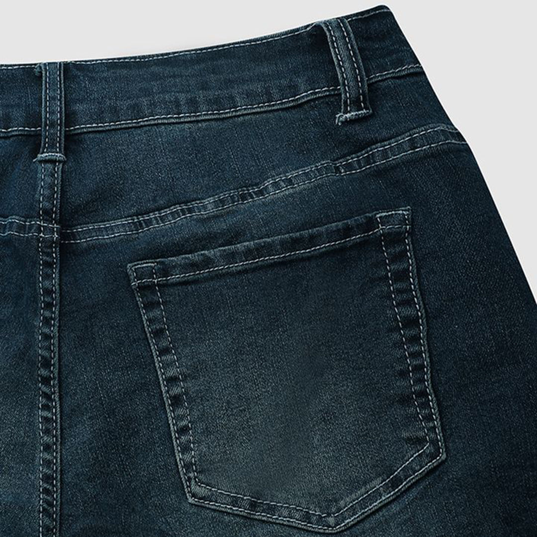 Women's Jeans - Tapered Fit - Button-Fly Closure - Five-Pocket Casual Denim