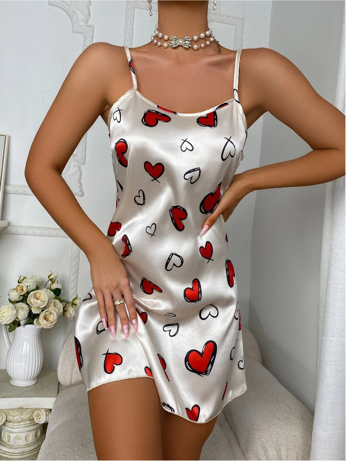 Thin women's nightdress