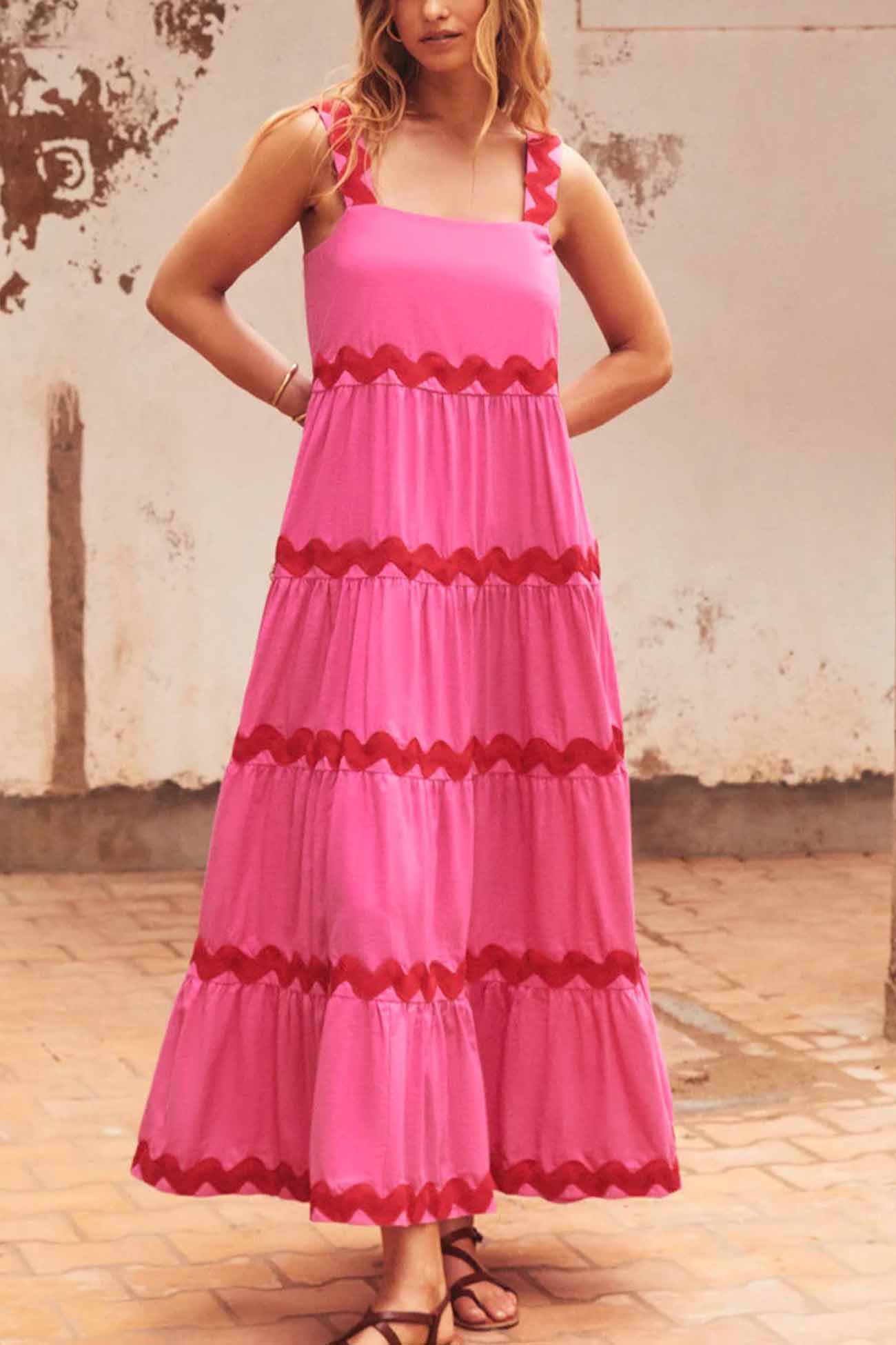 Women's Maxi Dress - Tiered Flowing Fit - Sleeveless Lightweight Casual Wear
