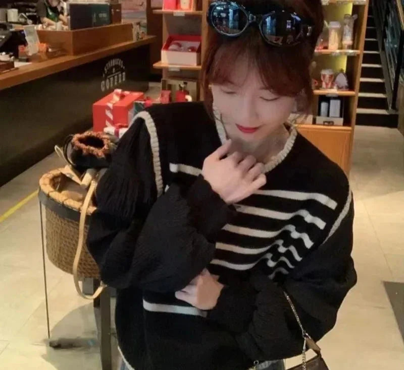 Women's chic stripe knit balloon sleeve sweater