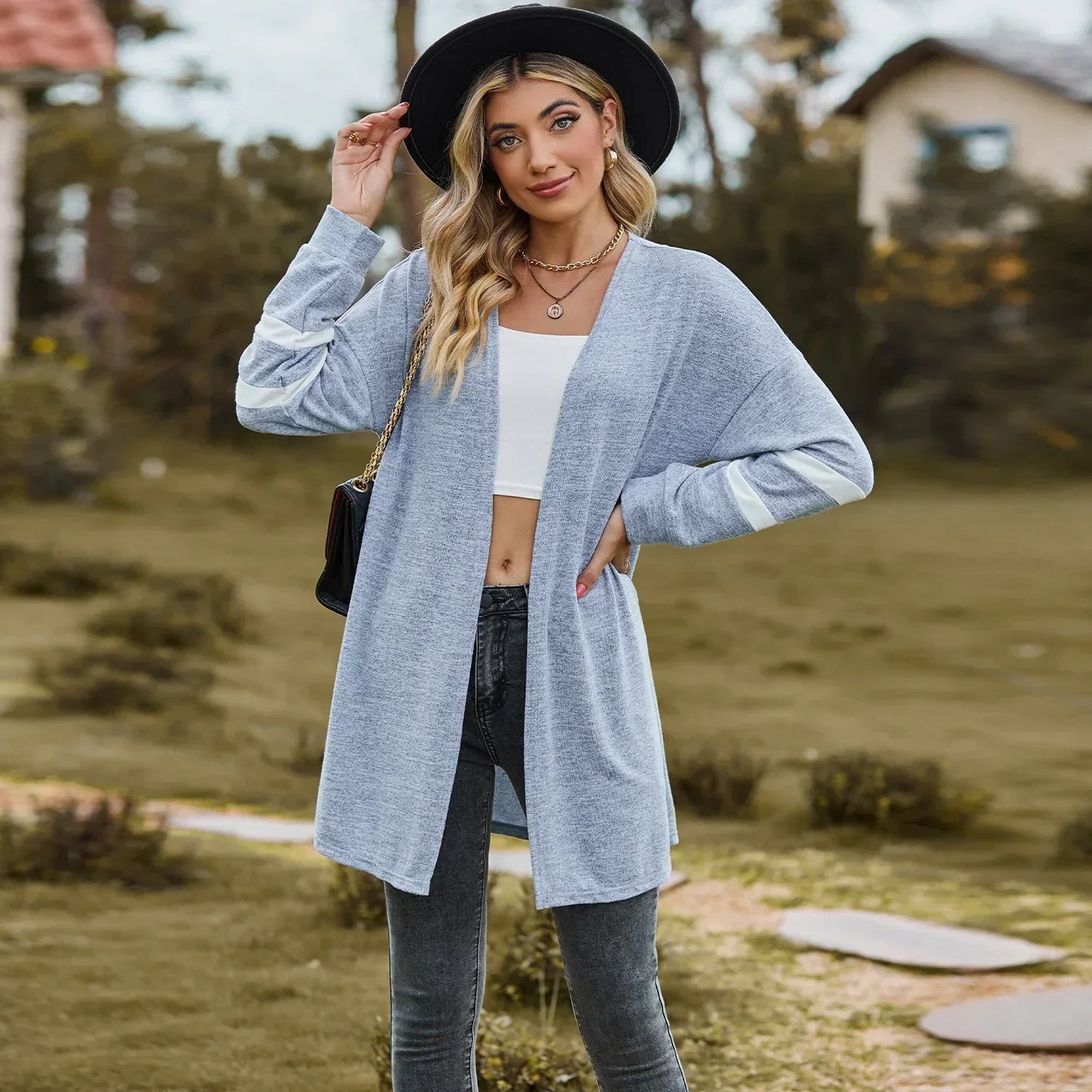 Women’s long-sleeved splicing contrast color knitted cardigan