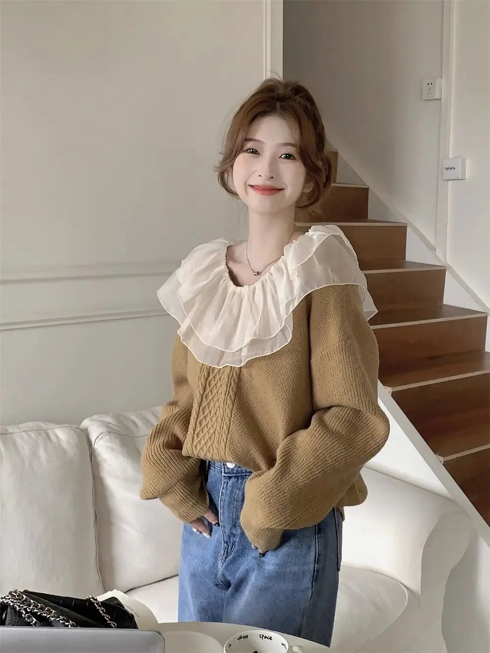 Women's sweater with ruffles