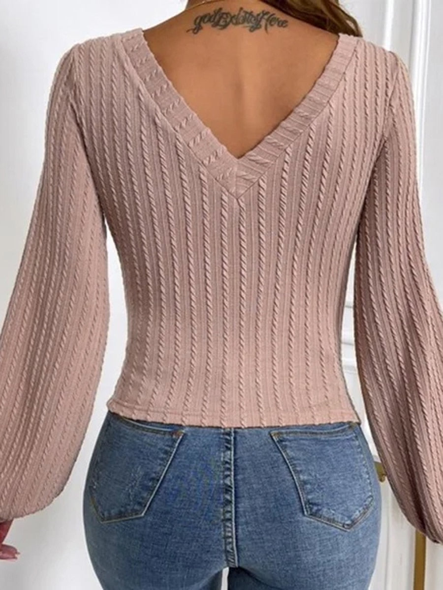 Stylish women's knitted V-neck top