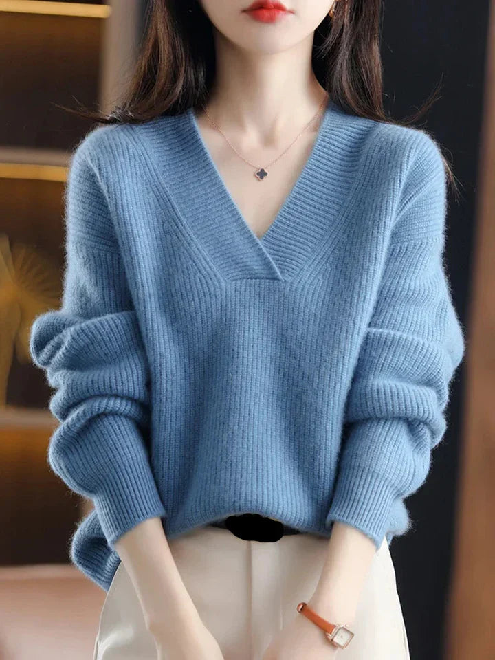 Women’s Pullover Sweatshirt – Soft Knit – V-Neck – Relaxed Fit – Ribbed Cuffs & Hem