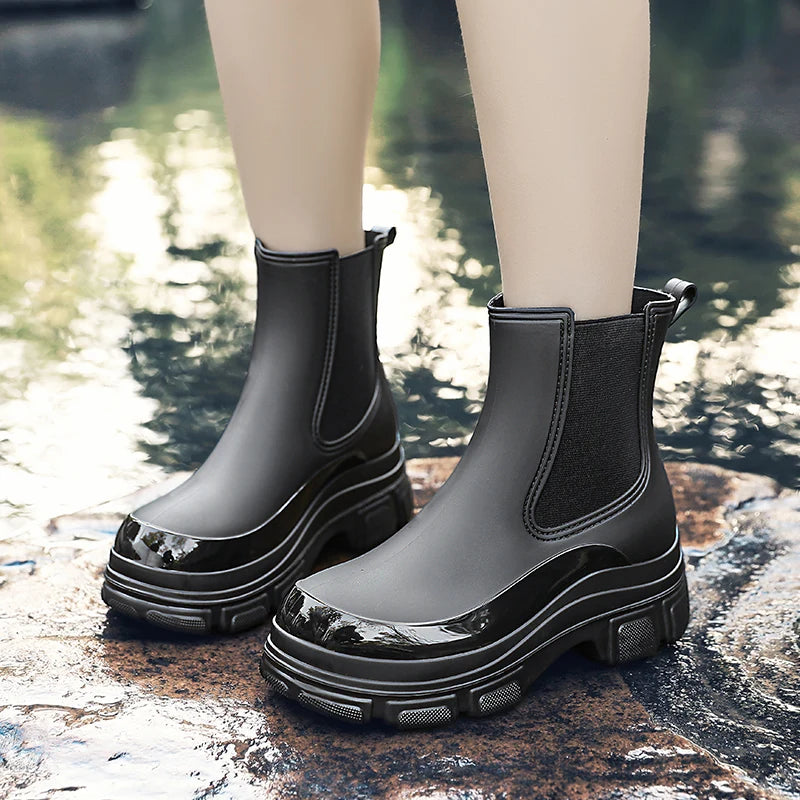 Women’s Short Wellington Boots – Waterproof – Slip-On – Elastic Panels – Grip Sole