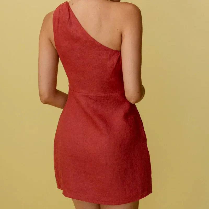 Asymmetrical One-Shoulder Fitted Silhouette Dress
