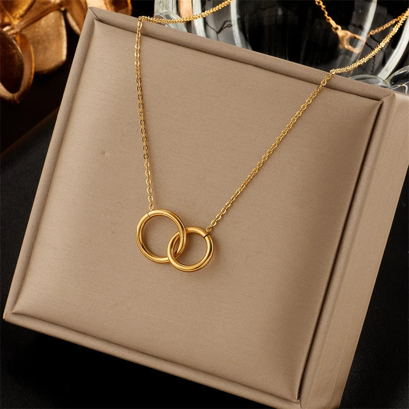 Interlocking Circle Adjustable Elegant Pendant Necklace