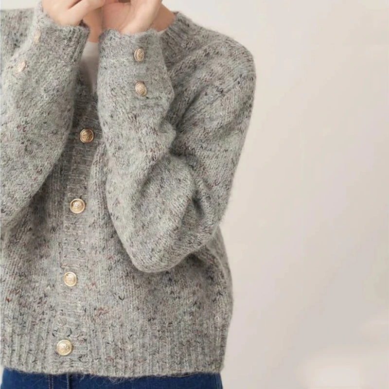 Stylish knit cardigan for women