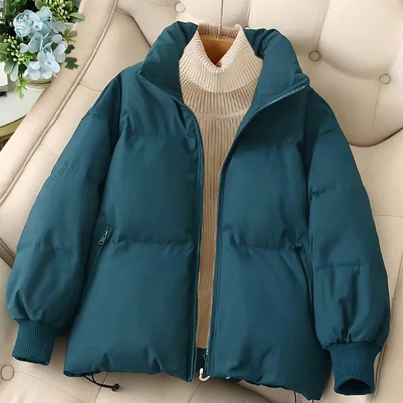 Women's winter puffer jacket with zipper and notched neck