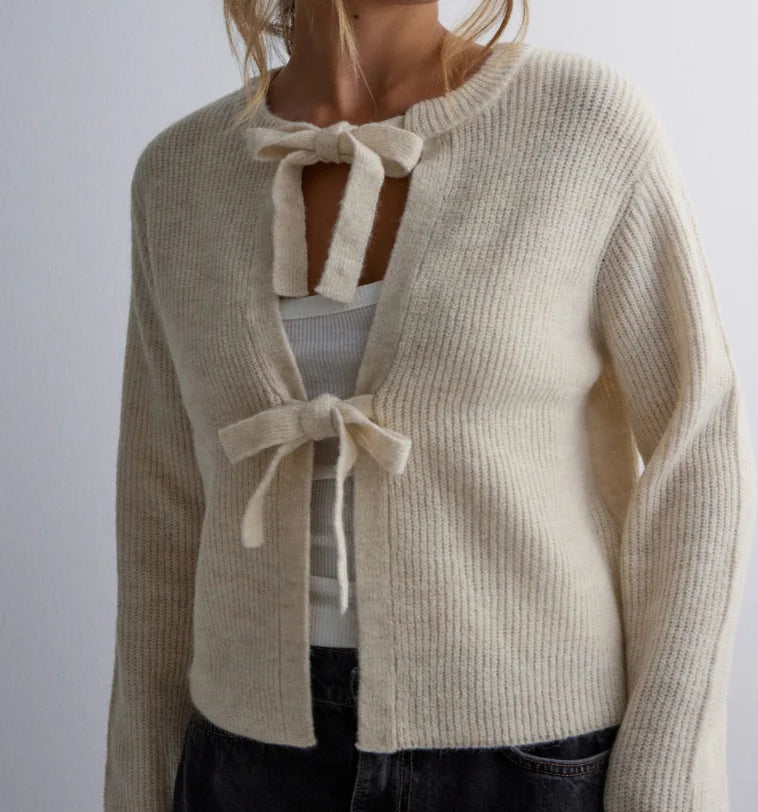 Women’s loose lace-up cardigan