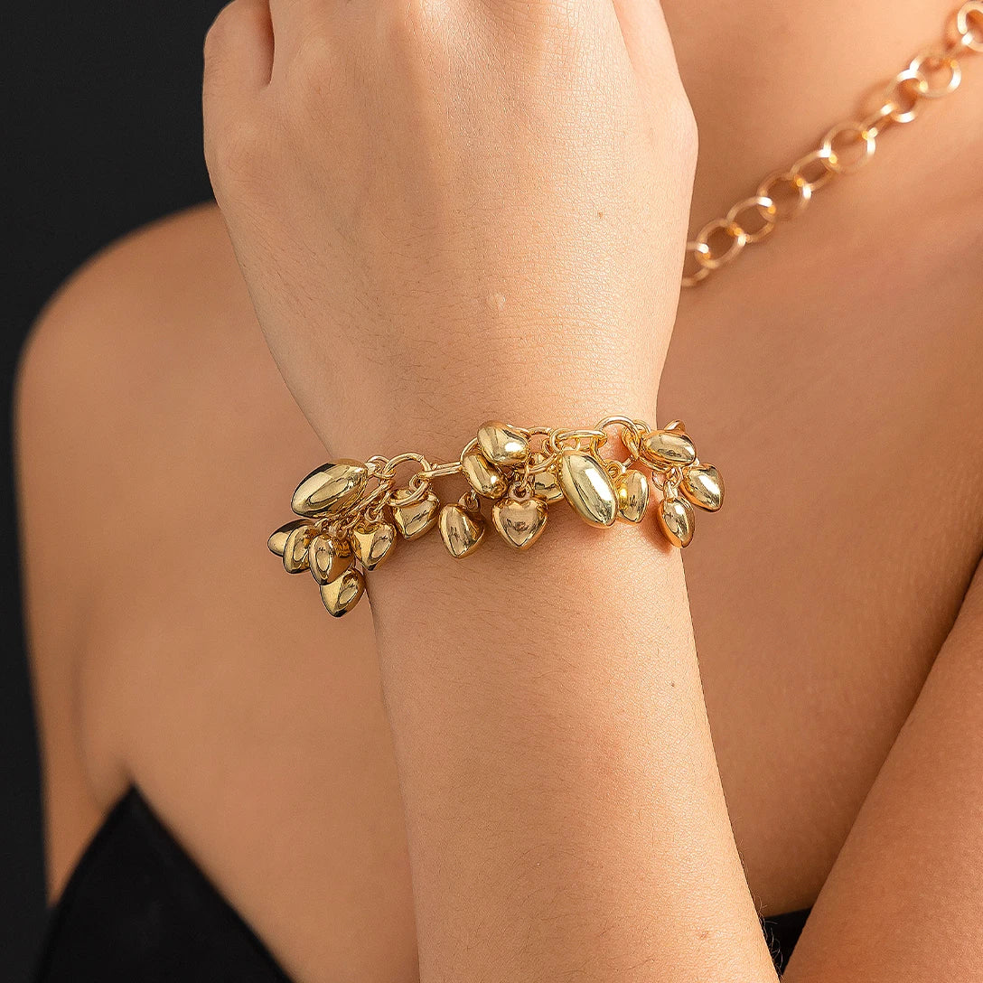 Marie - women's heart pendant chain bracelet