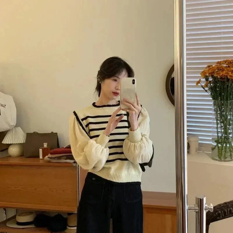 Women's chic stripe knit balloon sleeve sweater