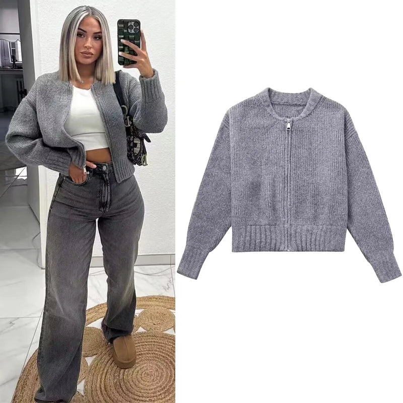 Women's fashionable knitted cardigan sweater