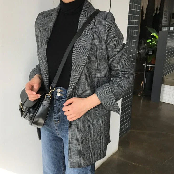 Women's checked blazer with front pocket