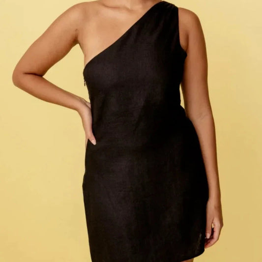 Asymmetrical One-Shoulder Fitted Silhouette Dress