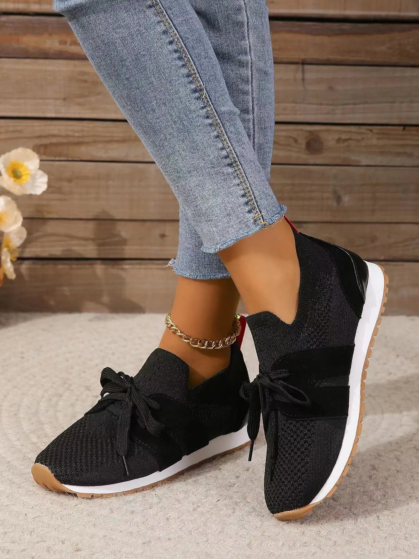 Women's Casual Sneakers - Breathable Knit Upper - Lace-Up - Rubber Sole Comfortable Fit