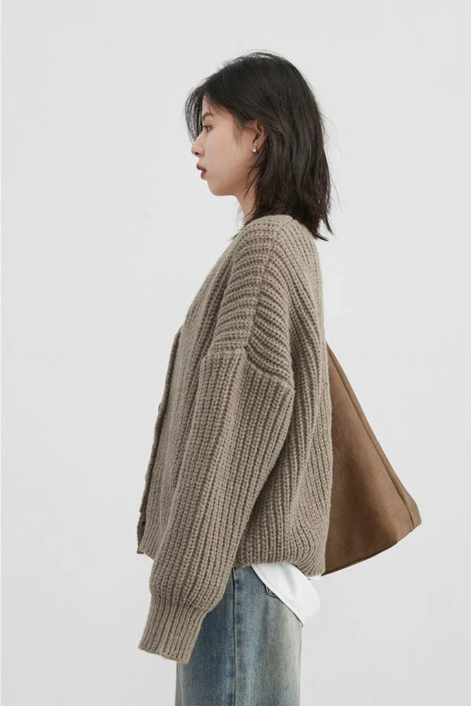 Women’s Knit Cardigan – Chunky Ribbed – Oversized Fit – Button Front – V-Neck